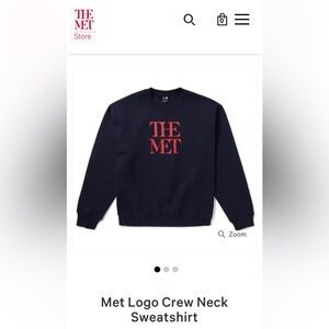 NWOT “The Met” sweatshirt